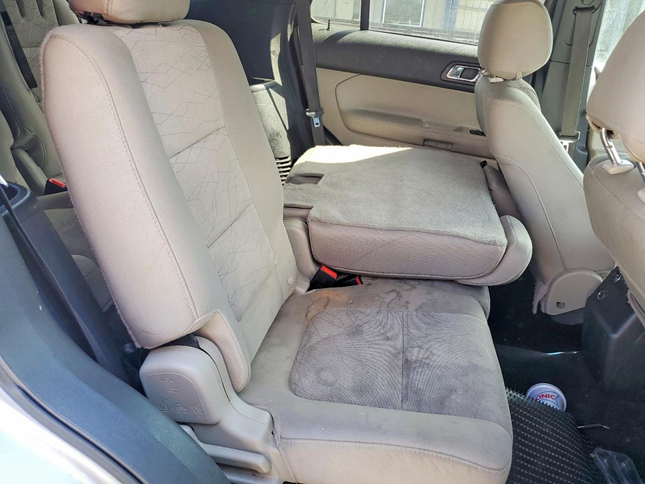 2015 FORD EXPLORER photo 21