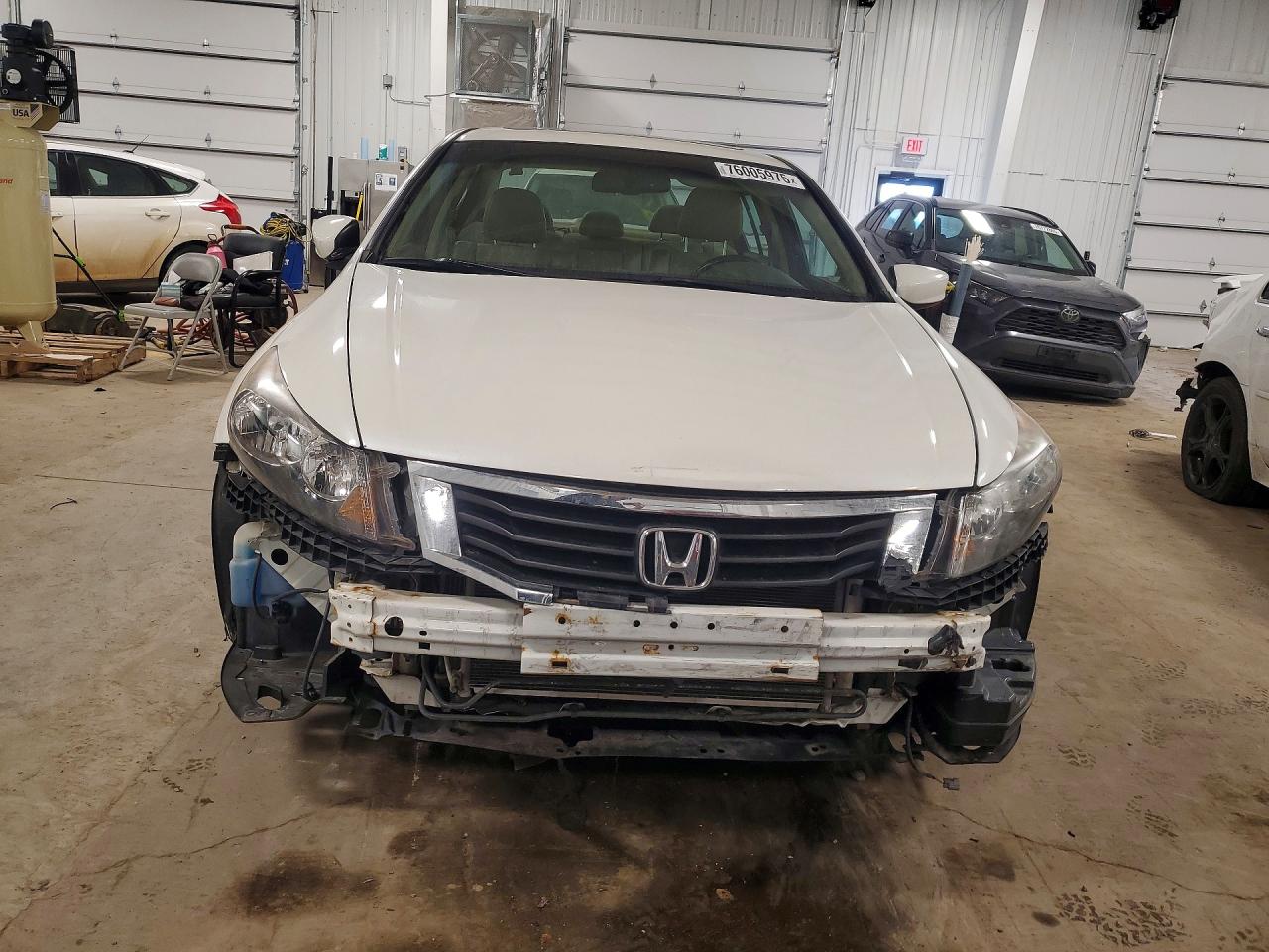 2010 HONDA ACCORD EXL photo 9