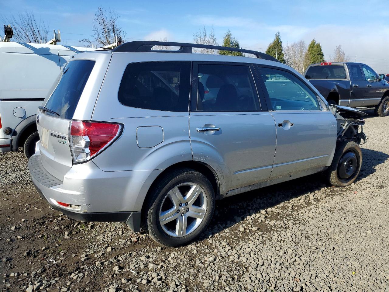 2010 SUBARU FORESTER 2.5X LIMITED photo 3
