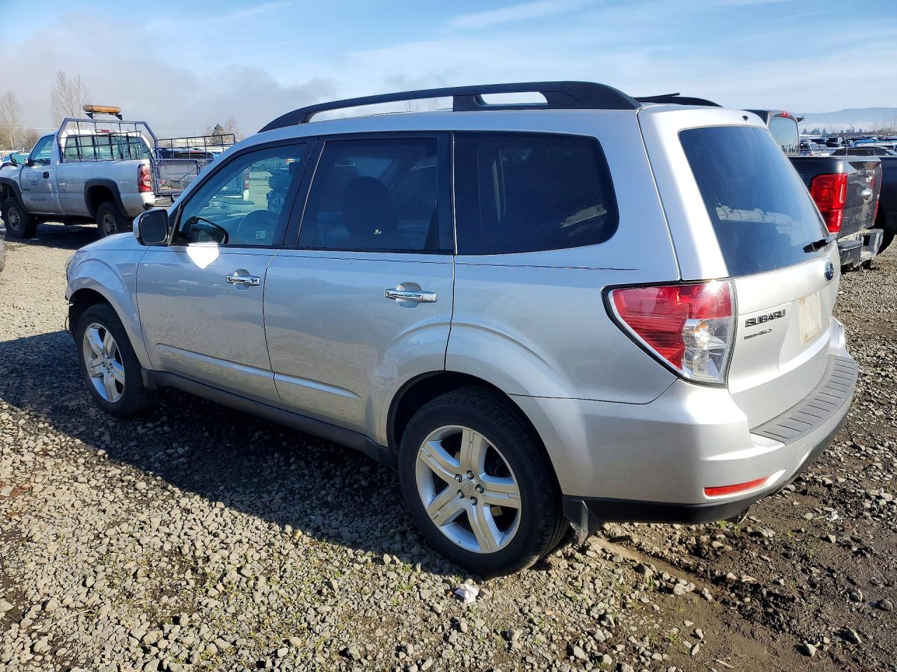 2010 SUBARU FORESTER 2.5X LIMITED photo 2