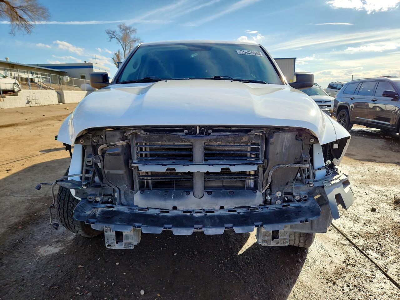 2022 RAM 1500 CLASSIC SLT photo 5