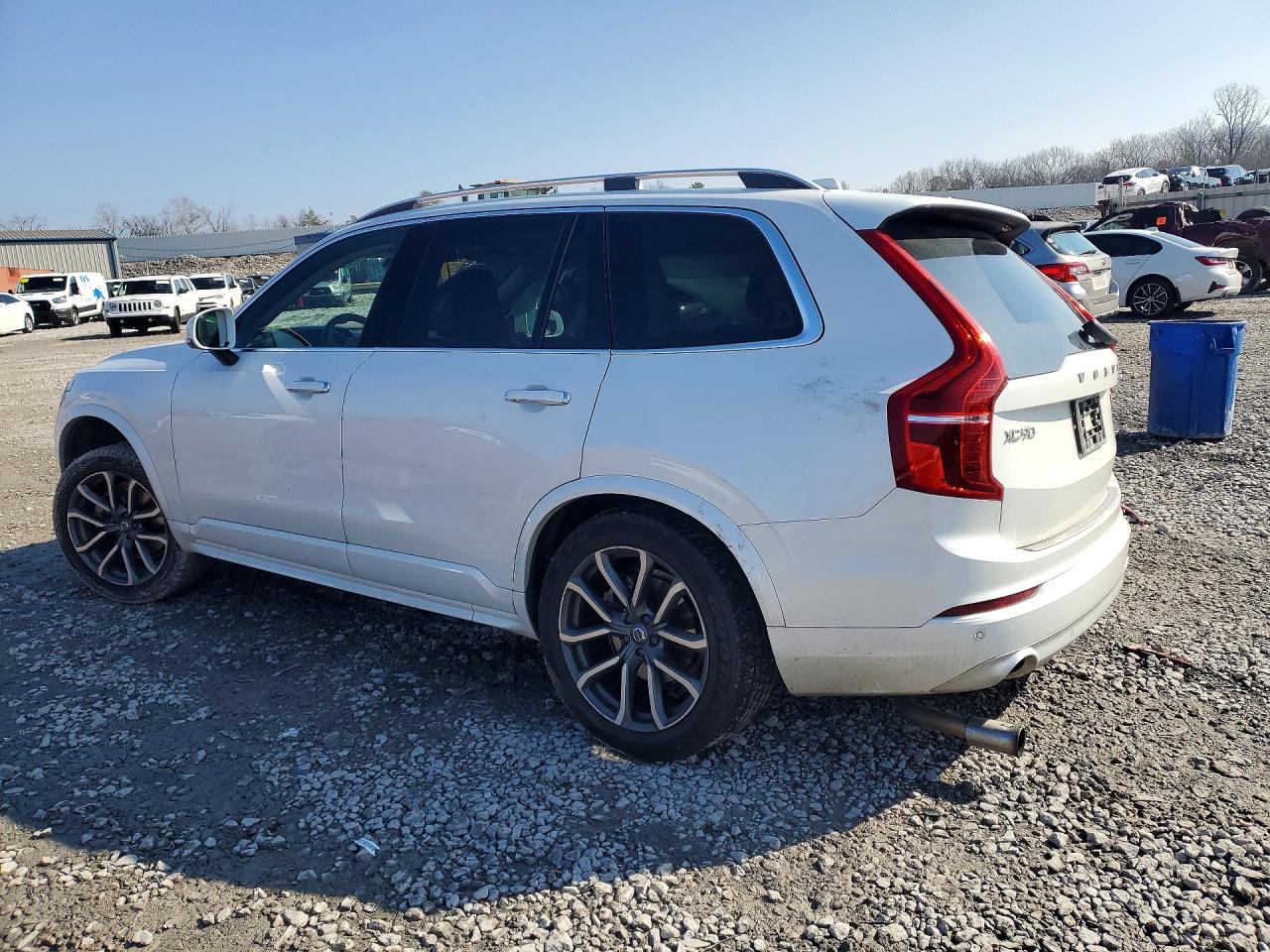 2019 VOLVO XC90 T5 MOMENTUM photo 3