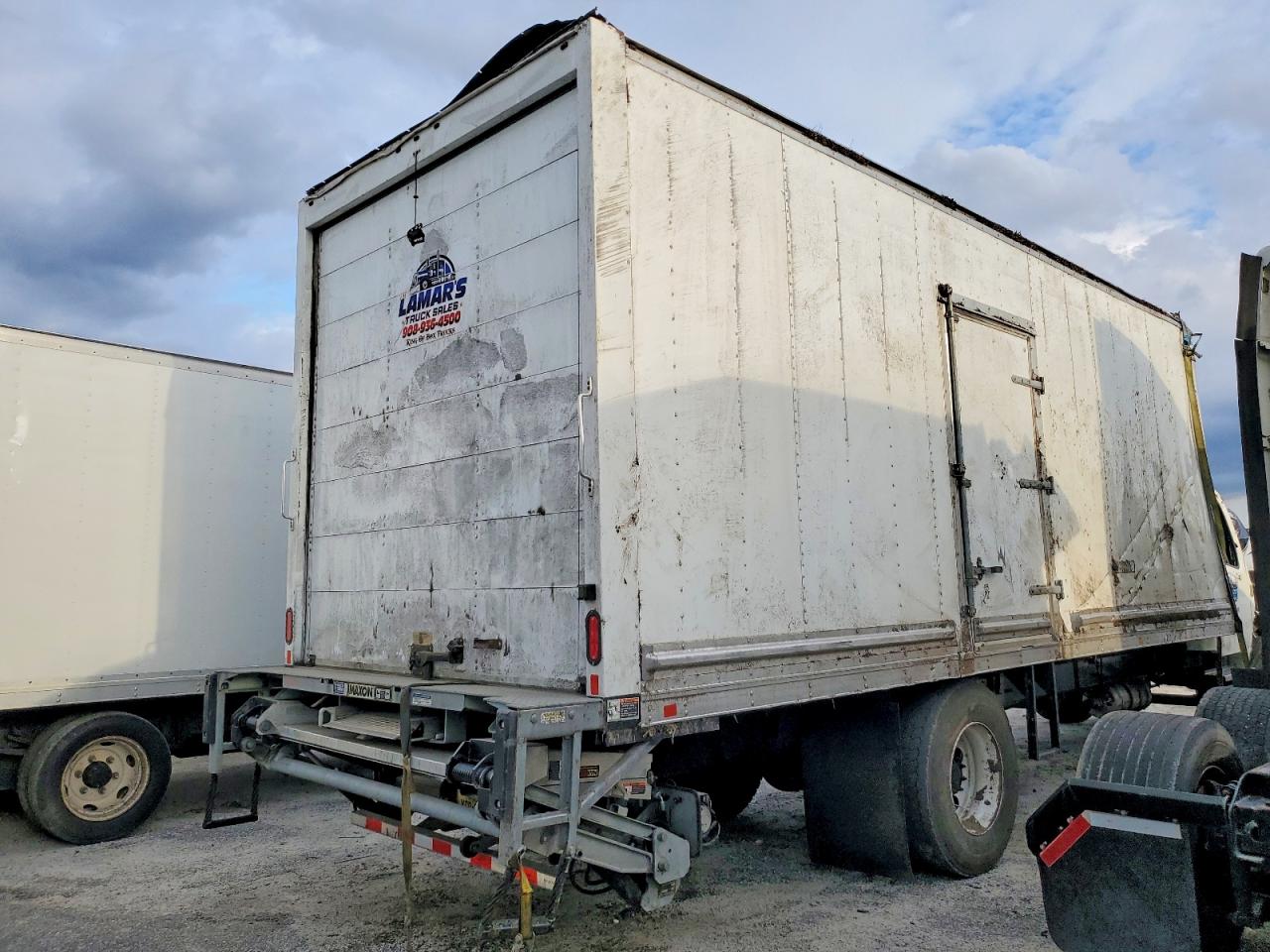 2020 FREIGHTLINER M2 106 MEDIUM DUTY photo 4