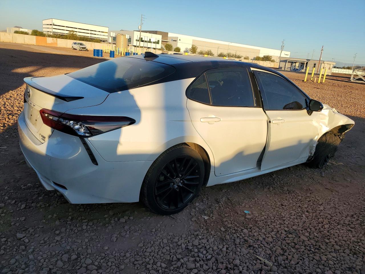 2022 TOYOTA CAMRY XSE photo 5