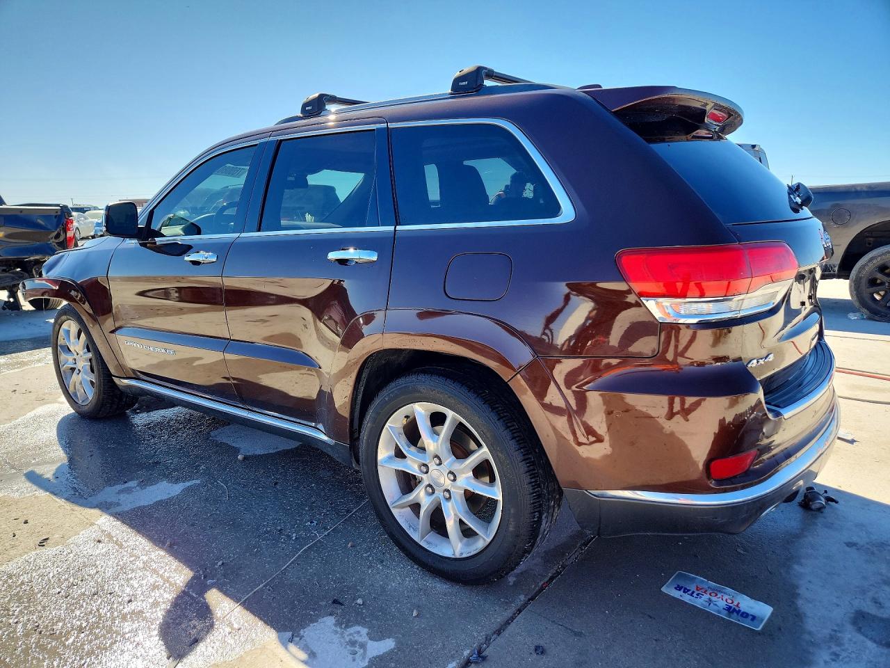 2015 JEEP GRAND CHEROKEE SUMMIT photo 2