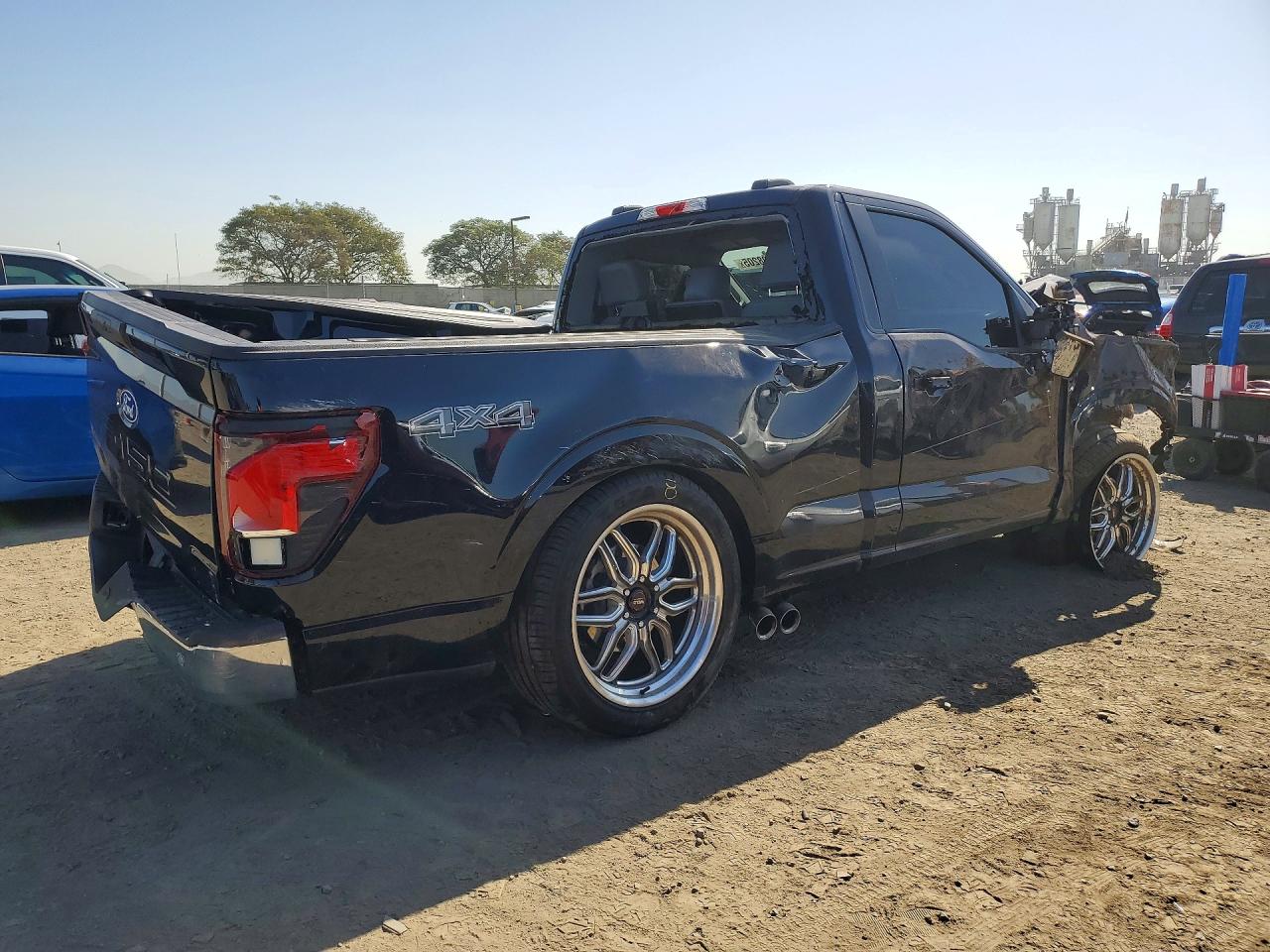 2025 FORD F150 XL photo 3
