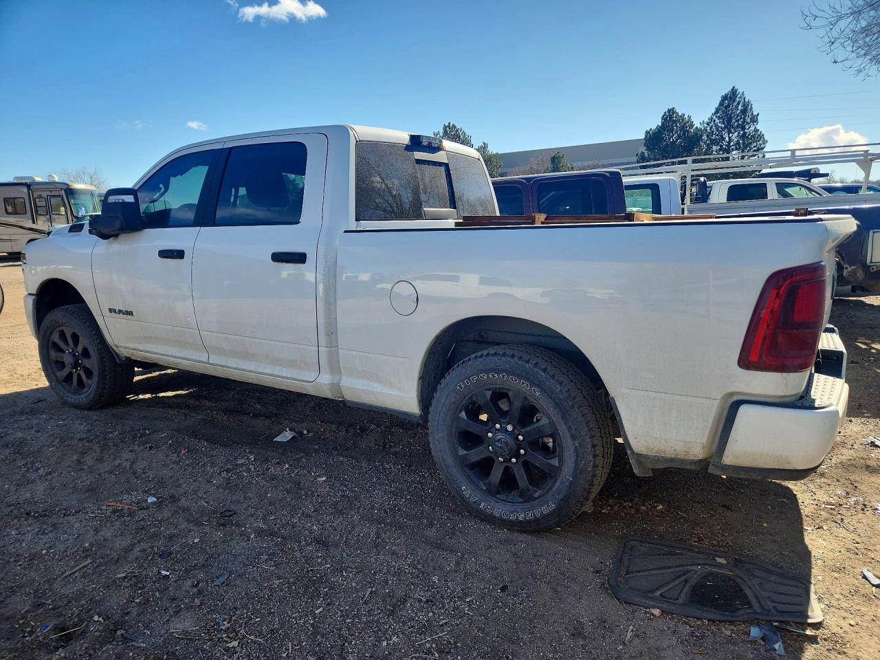 2025 RAM 2500 BIG HORN photo 2