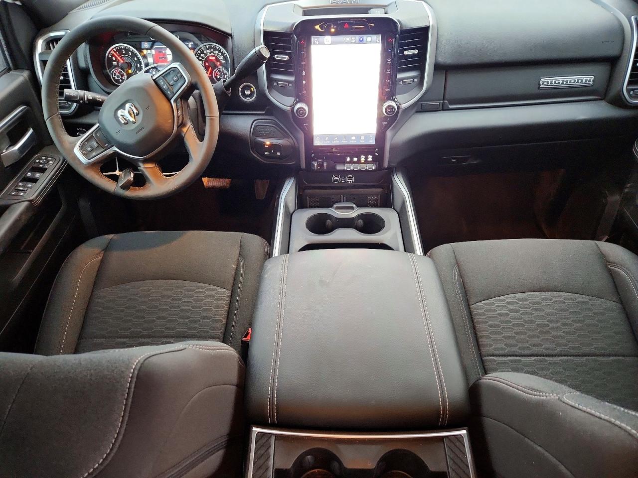 2025 RAM 2500 BIG HORN photo 8