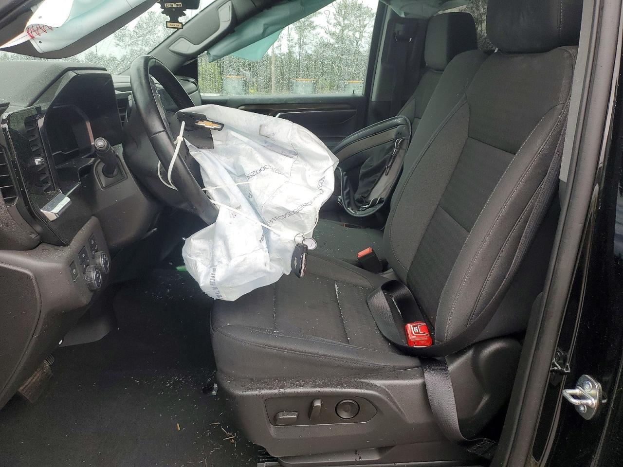 2023 CHEVROLET SILVERADO K1500 LT-L photo 13