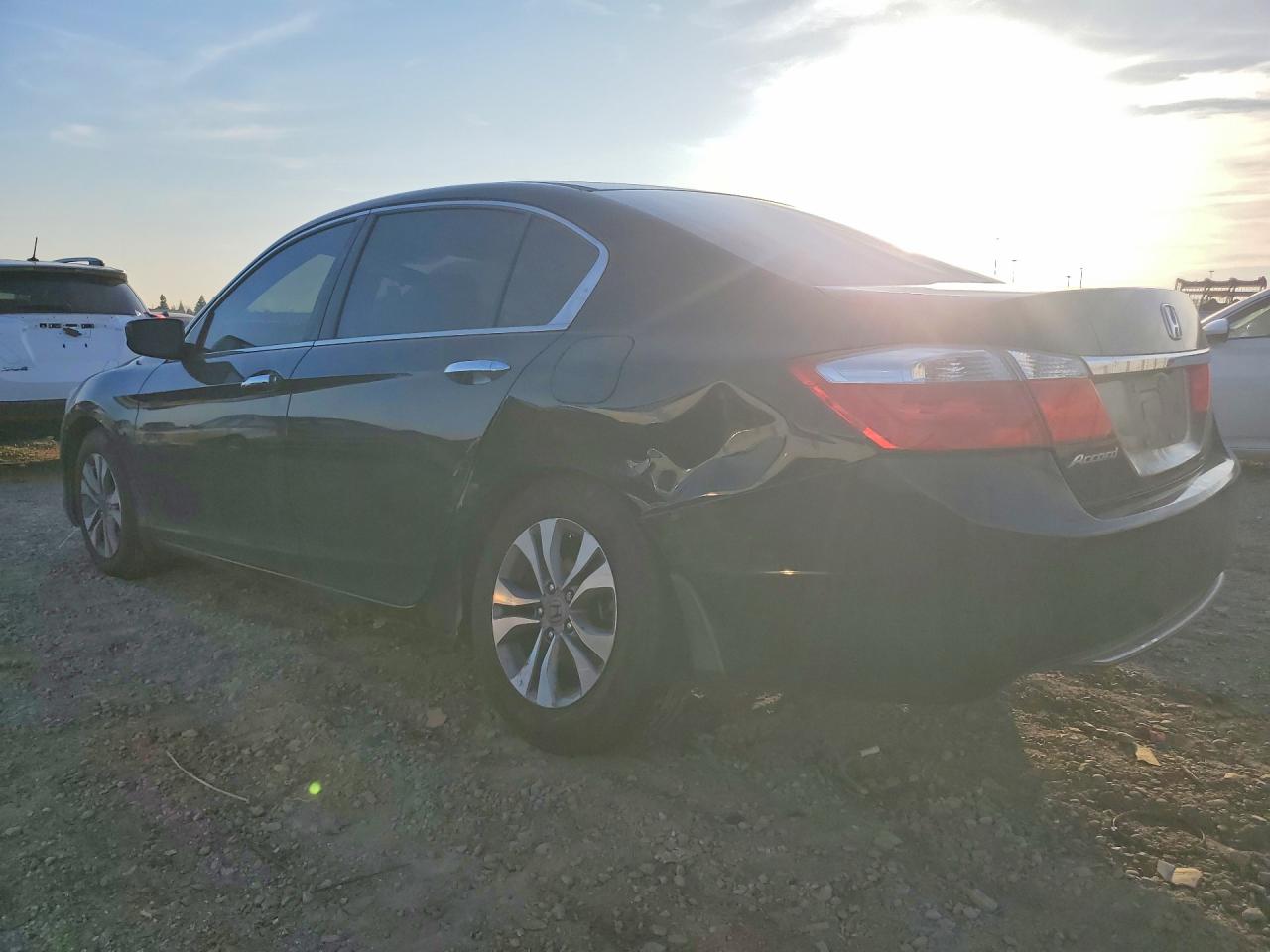 2015 HONDA ACCORD LX photo 4