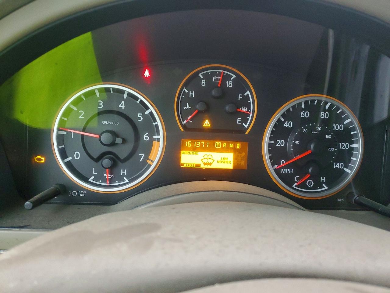 2014 NISSAN ARMADA SV photo 9