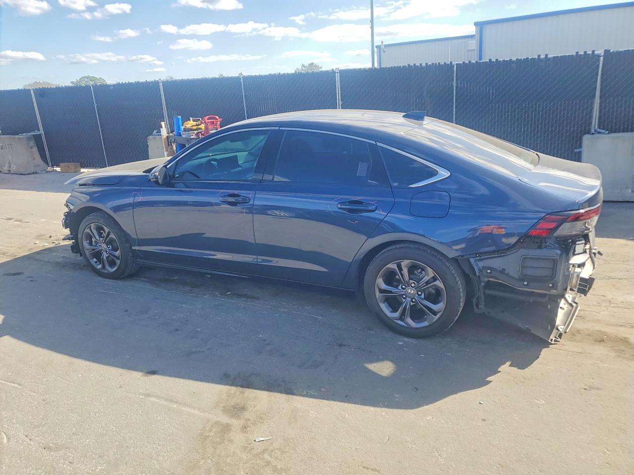 2025 HONDA ACCORD HYBRID EXL photo 3