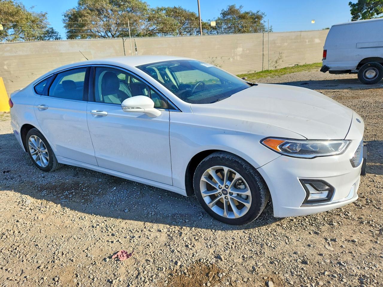 2019 FORD FUSION TITANIUM photo 4