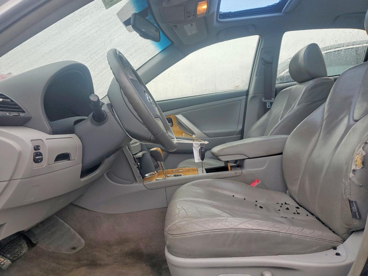 2007 TOYOTA CAMRY LE photo 7