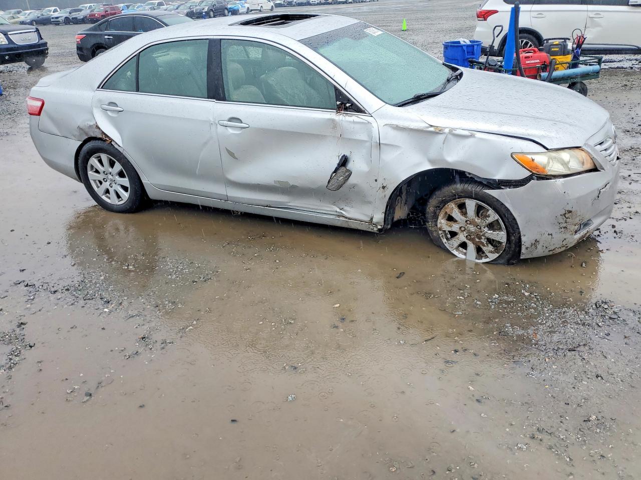2007 TOYOTA CAMRY LE photo 4