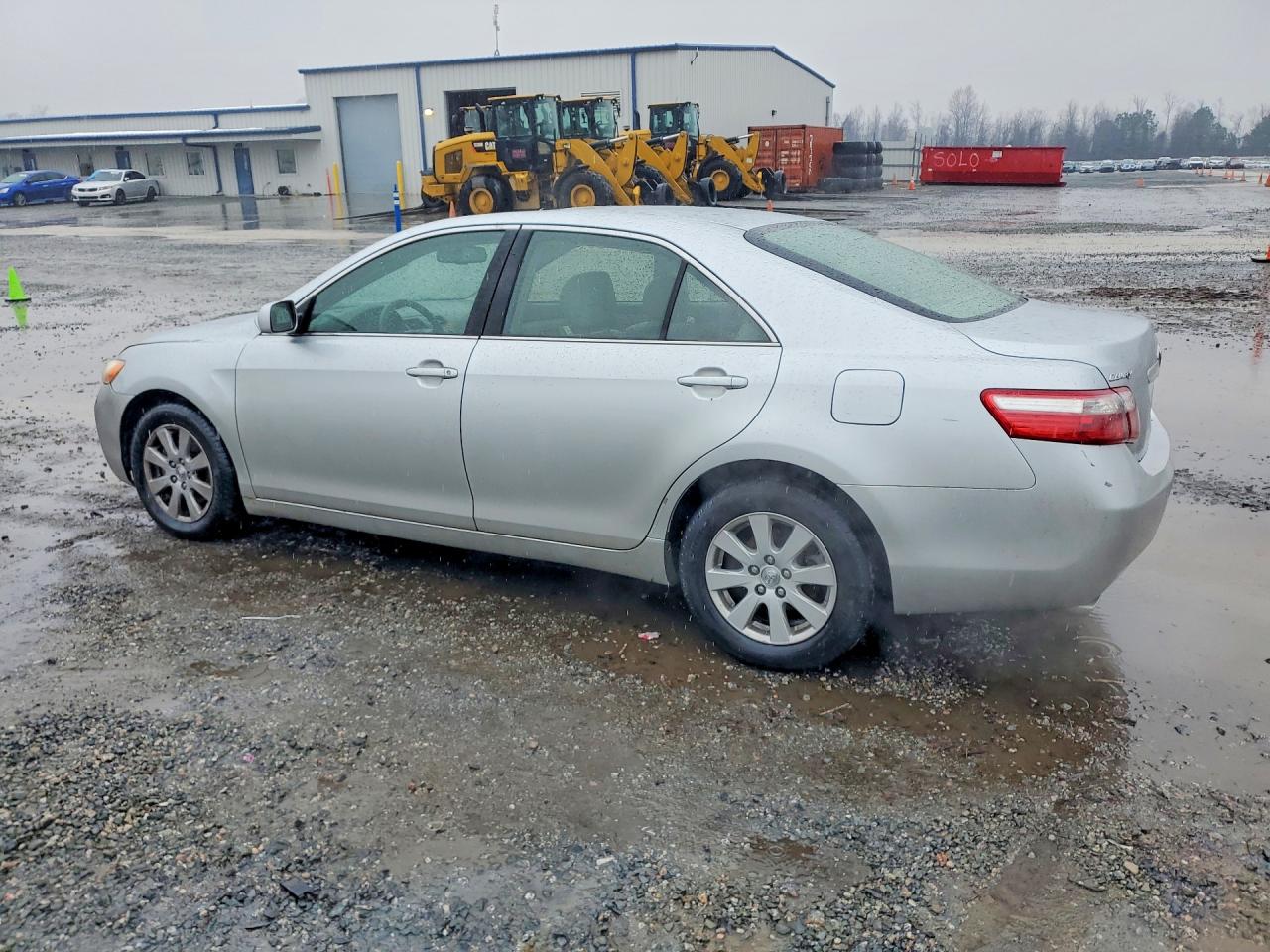 2007 TOYOTA CAMRY LE photo 2