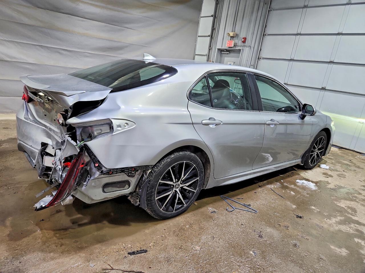 2023 TOYOTA CAMRY SE photo 5