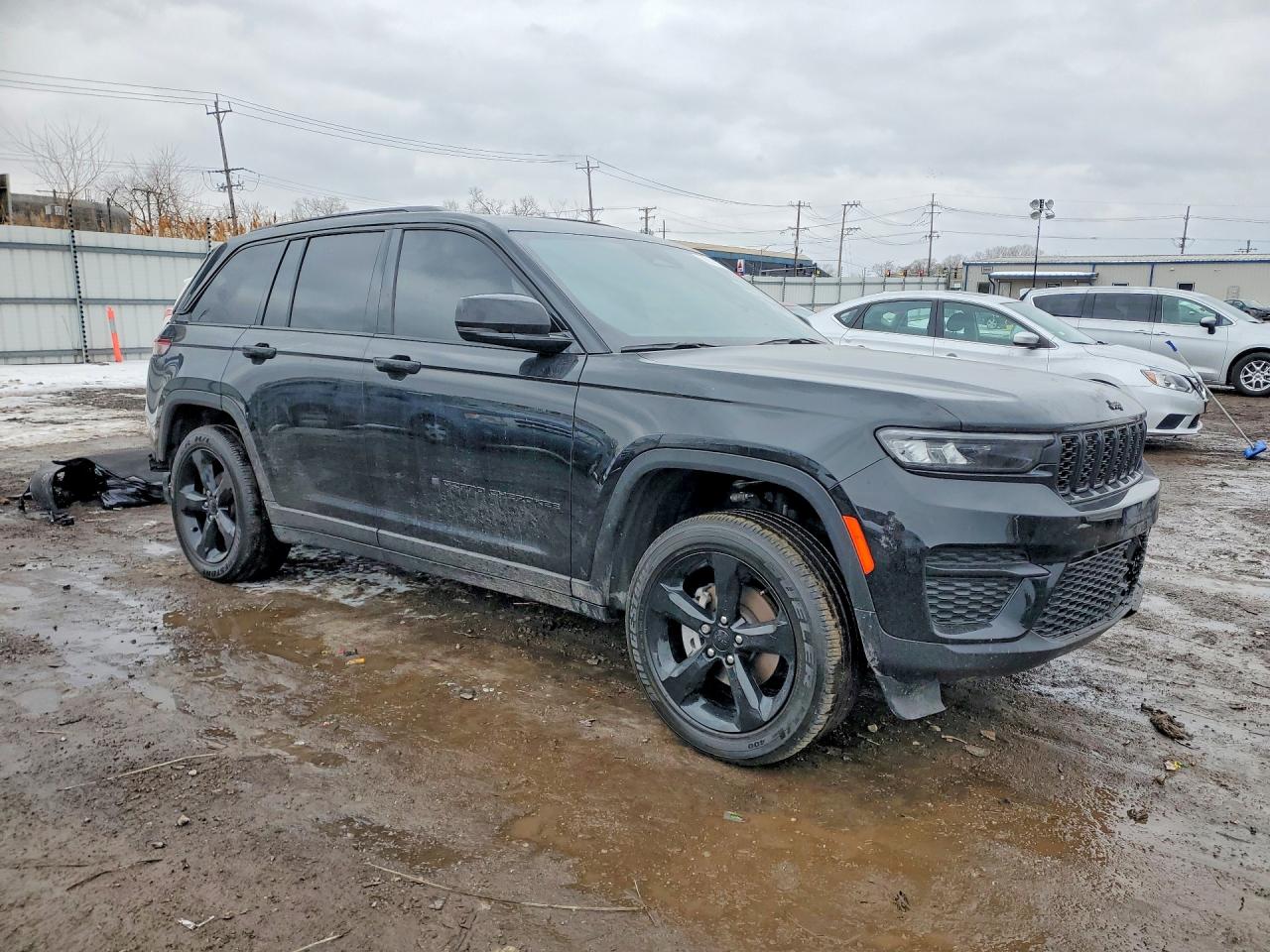 2024 JEEP GRAND CHEROKEE LAREDO photo 7