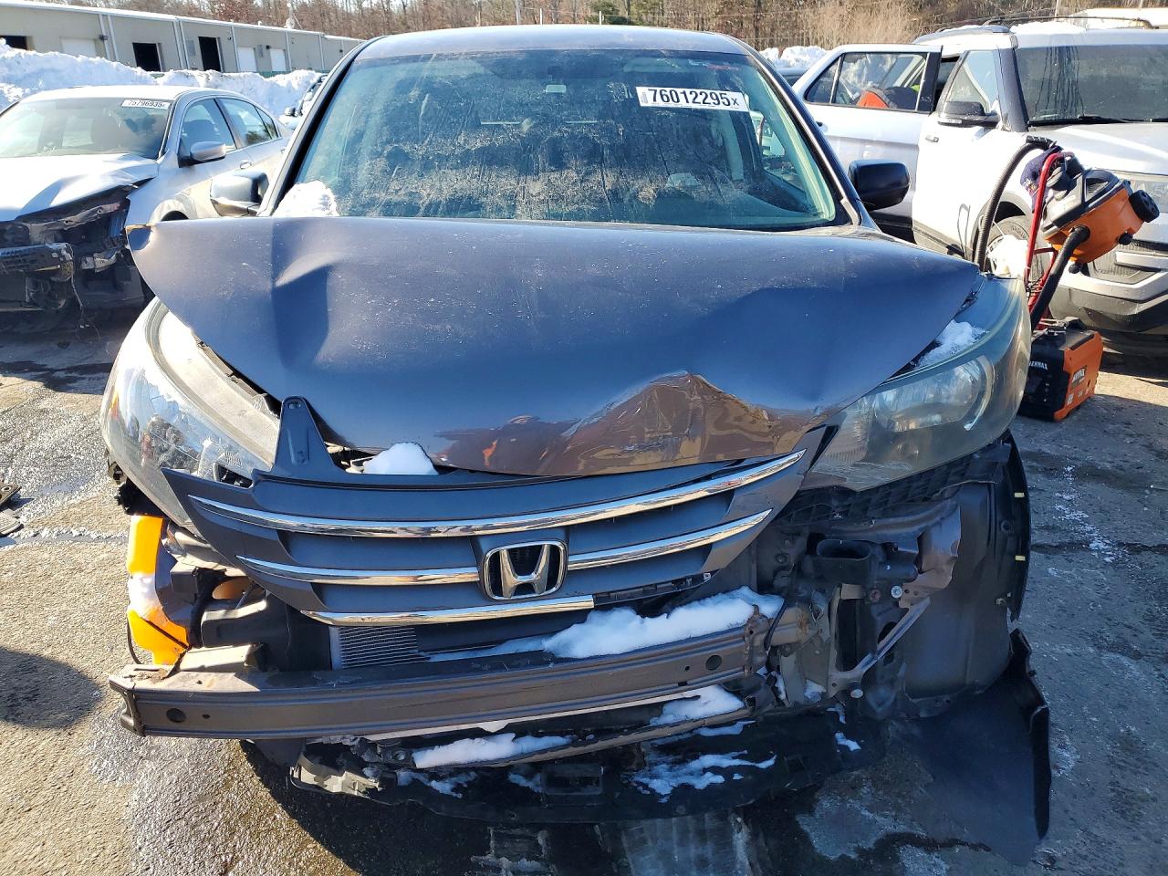 2014 HONDA CR-V LX photo 5