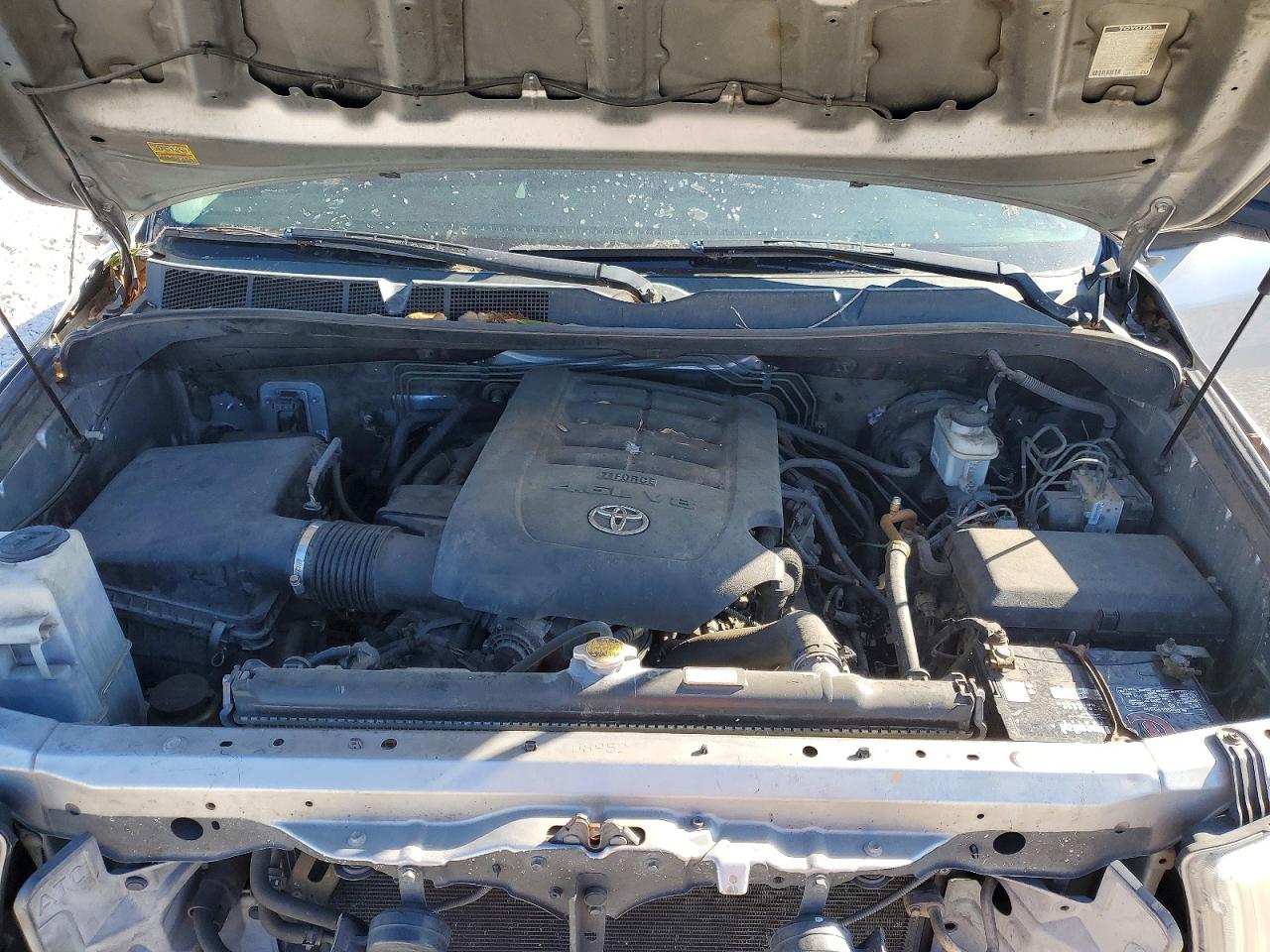 2011 TOYOTA TUNDRA photo 21