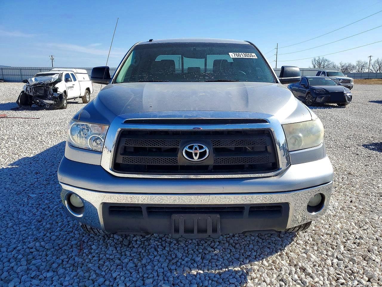 2011 TOYOTA TUNDRA photo 9