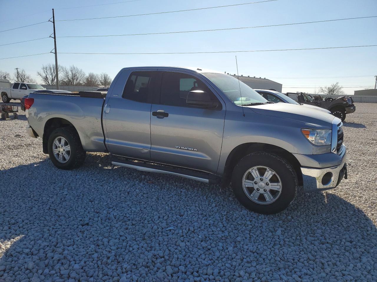 2011 TOYOTA TUNDRA photo 7