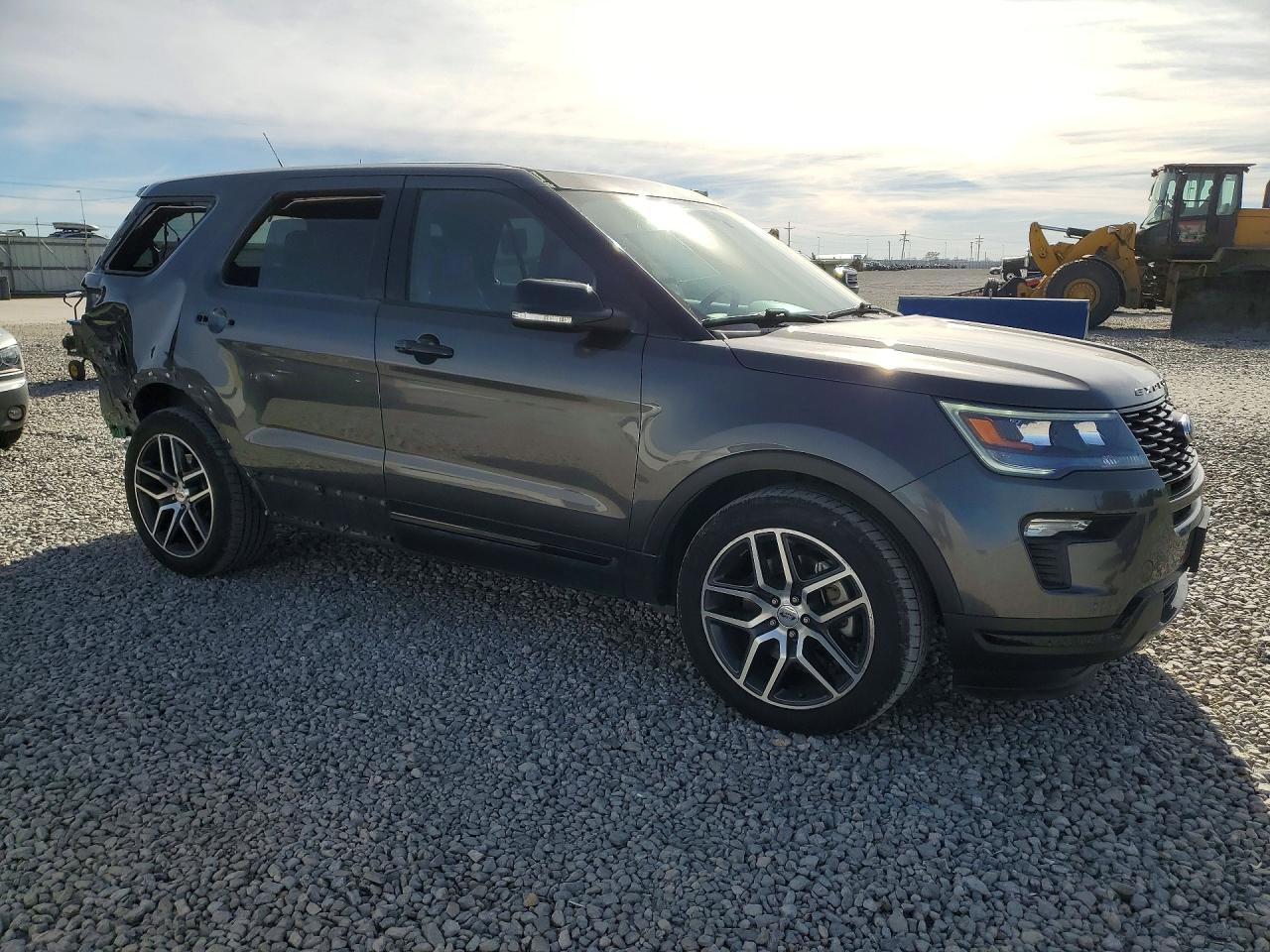 2018 FORD EXPLORER SPORT photo 4