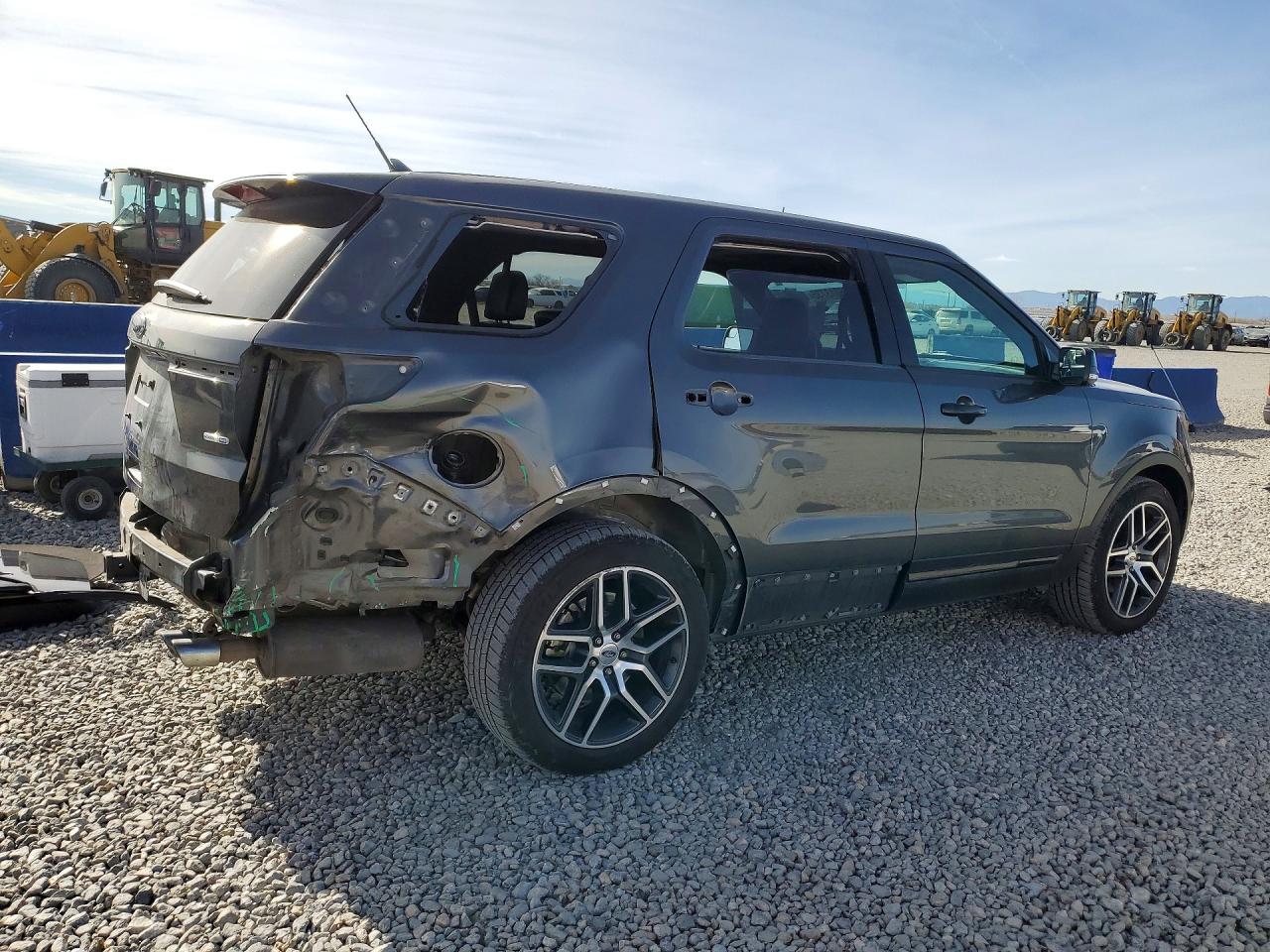 2018 FORD EXPLORER SPORT photo 3