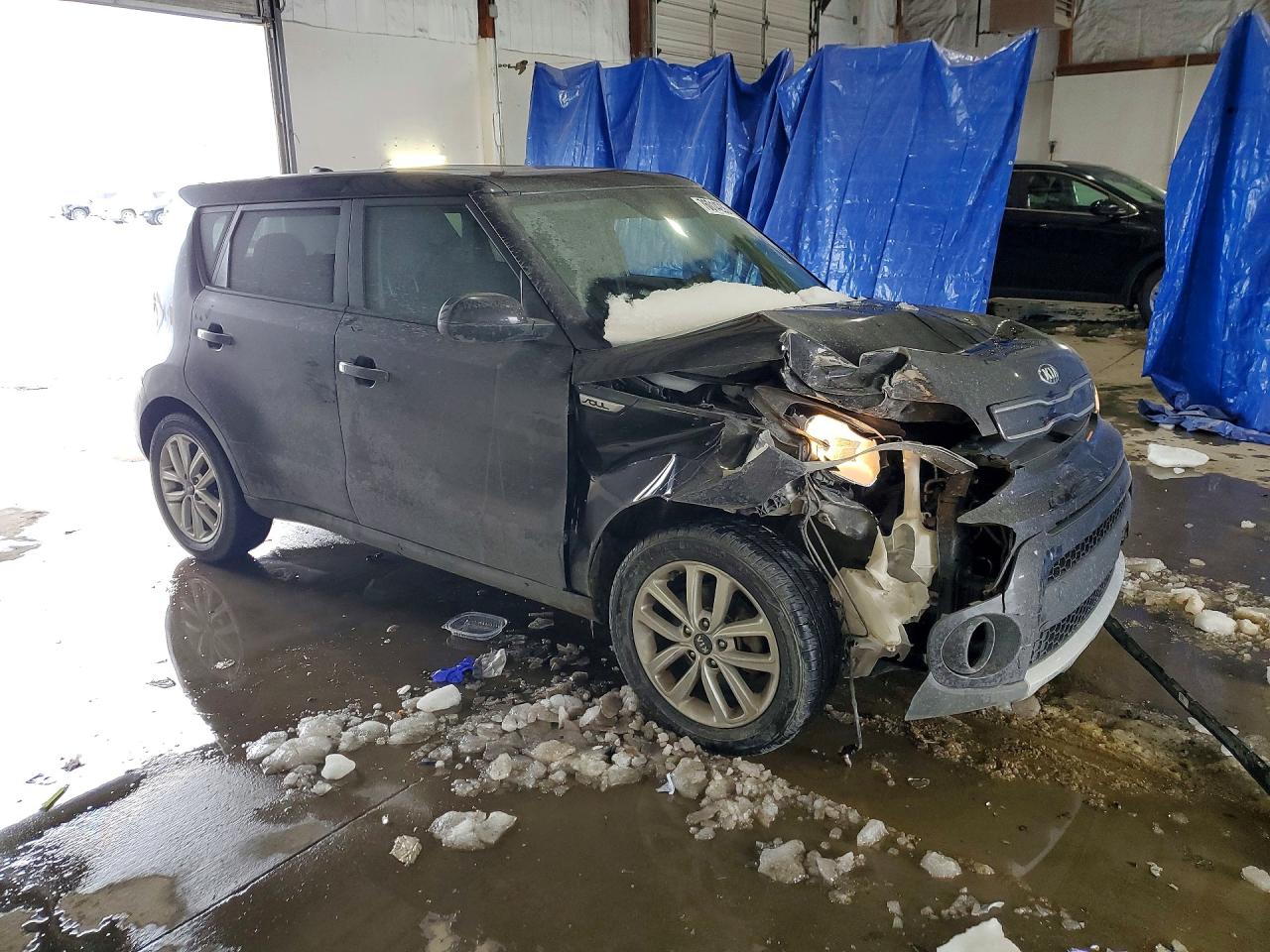 2017 KIA SOUL + photo 4