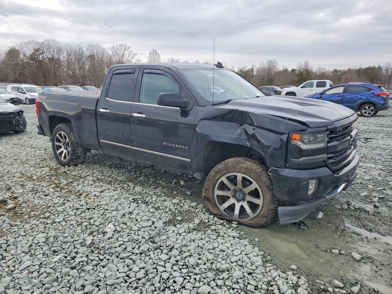 2016 CHEVROLET SILVERADO K1500 LTZ photo 4