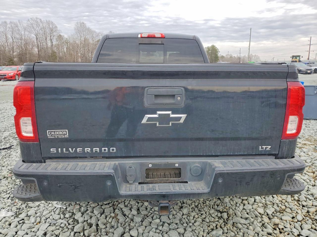 2016 CHEVROLET SILVERADO K1500 LTZ photo 6