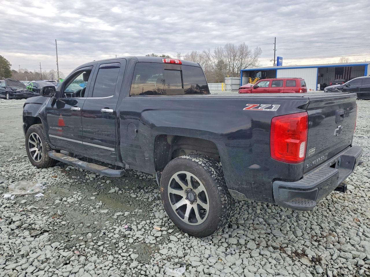 2016 CHEVROLET SILVERADO K1500 LTZ photo 2