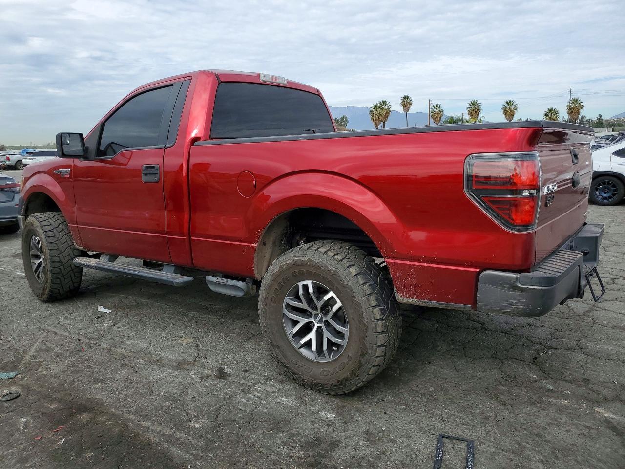2011 FORD F150 photo 2