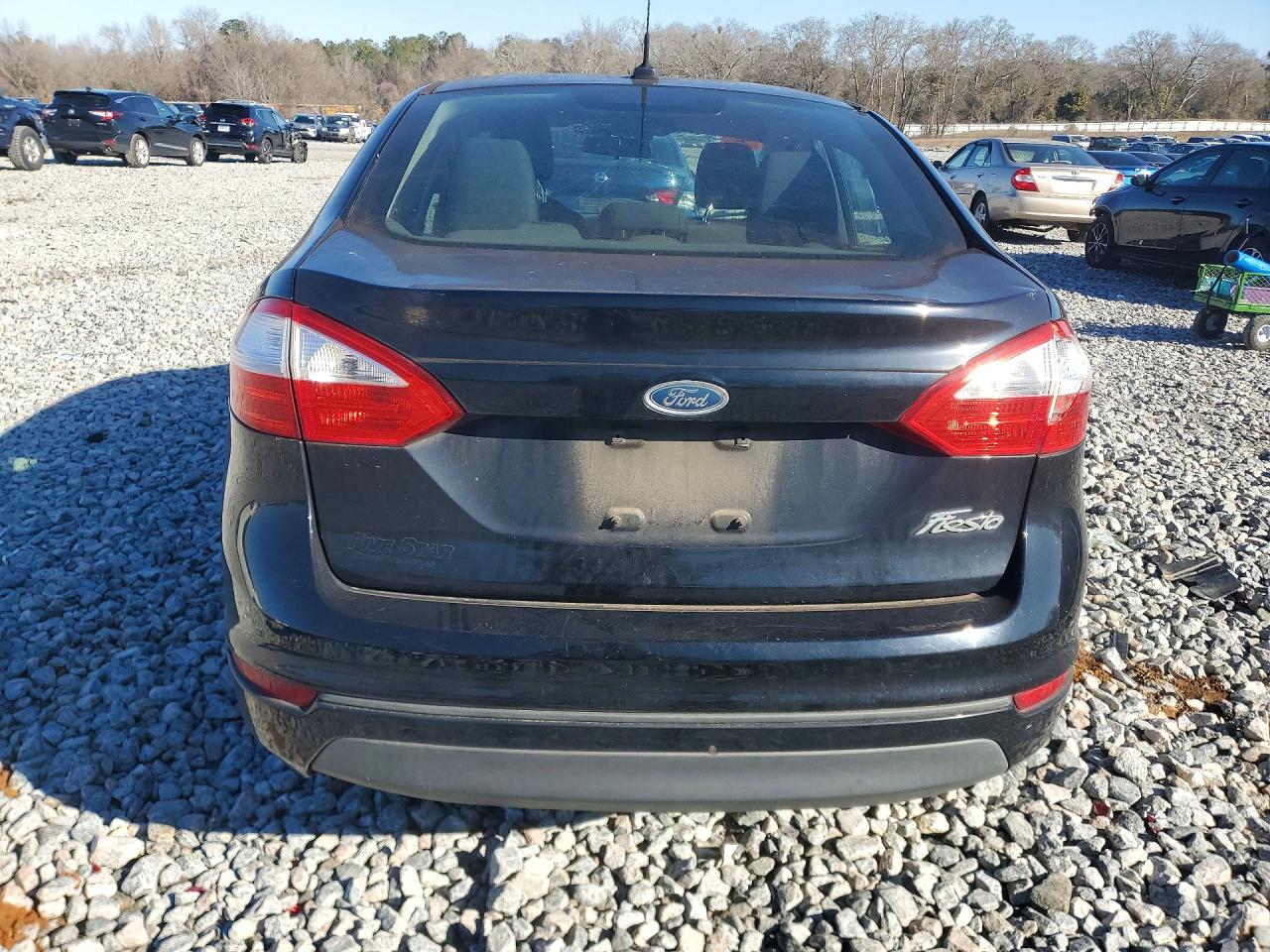 2016 FORD FIESTA S photo 11