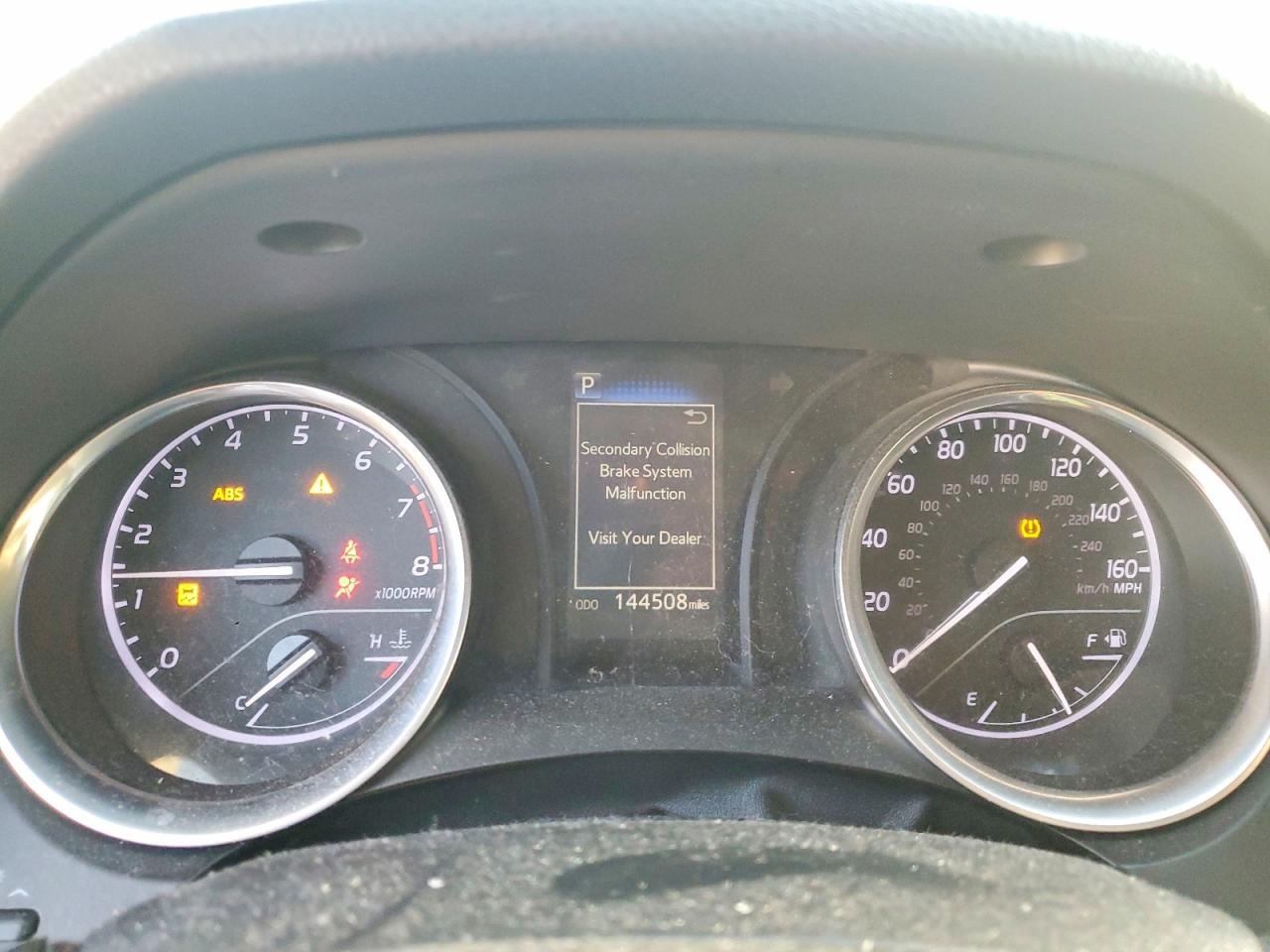 2018 TOYOTA CAMRY L photo 9