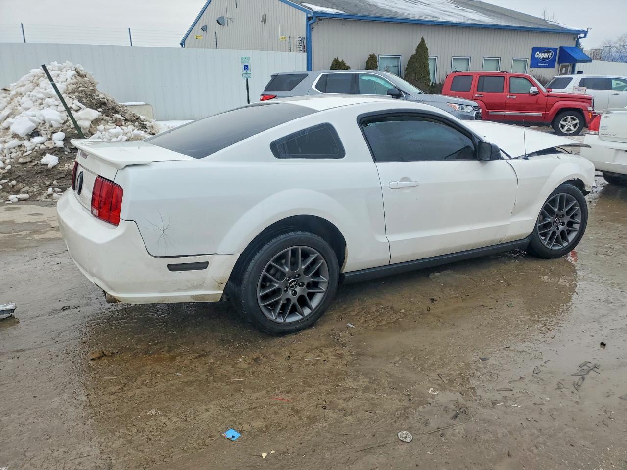 2008 FORD MUSTANG photo 3