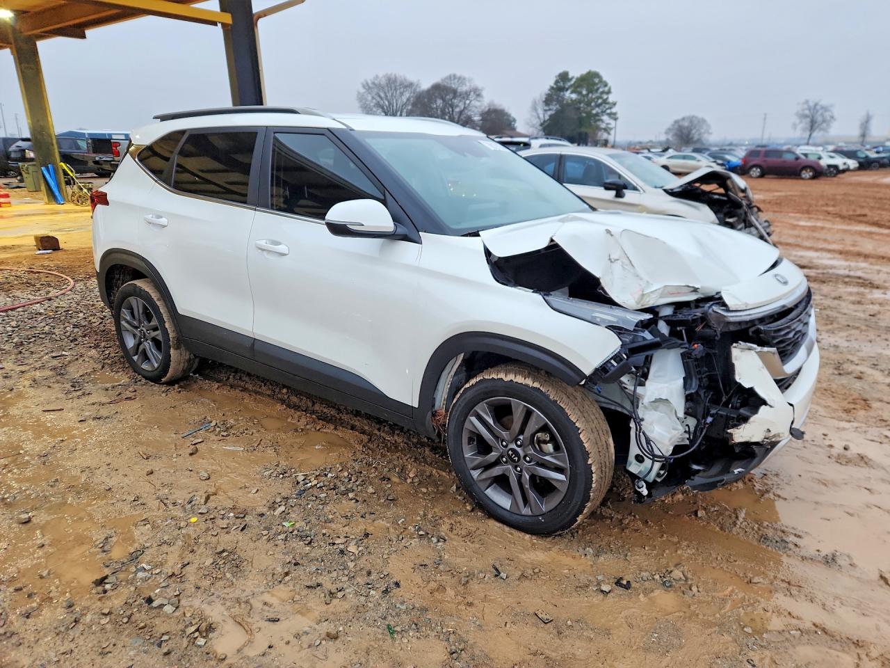 2021 KIA SELTOS S photo 7
