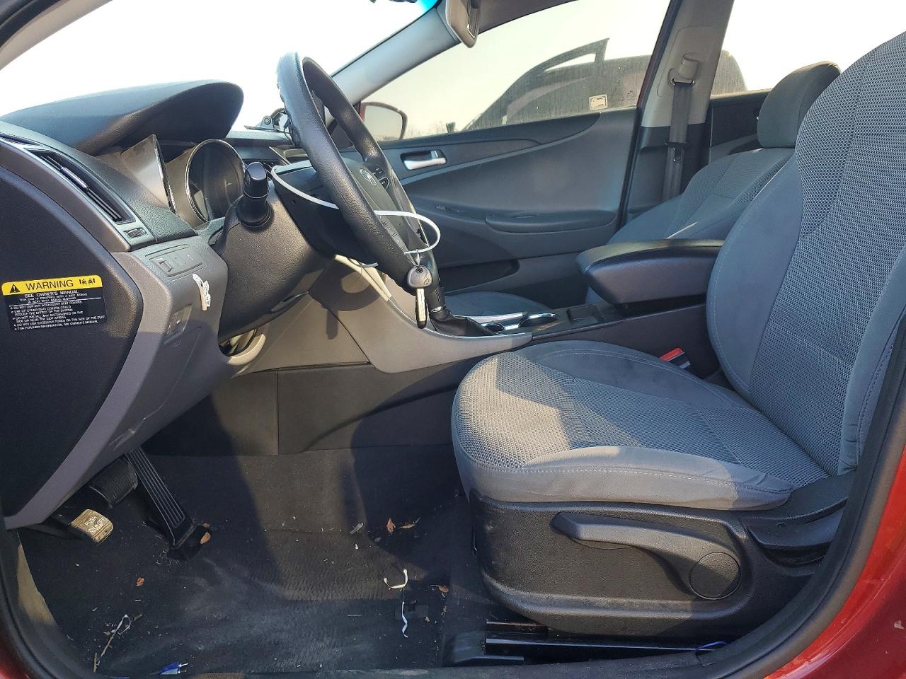 2014 HYUNDAI SONATA GLS photo 13