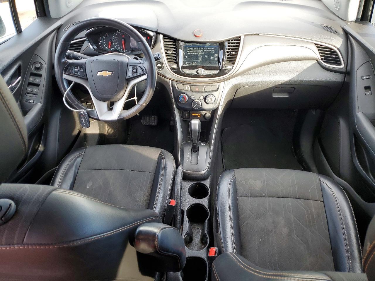 2019 CHEVROLET TRAX 1LT photo 8