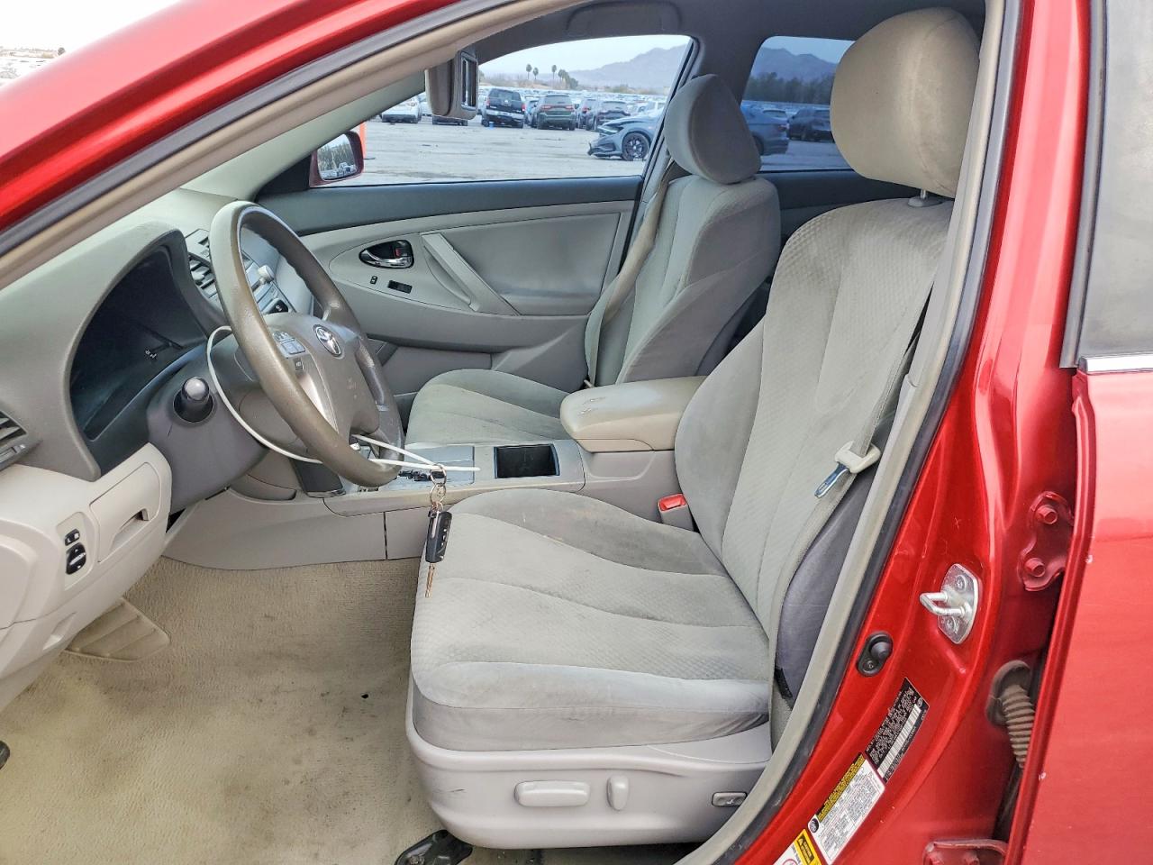 2007 TOYOTA CAMRY LE photo 25
