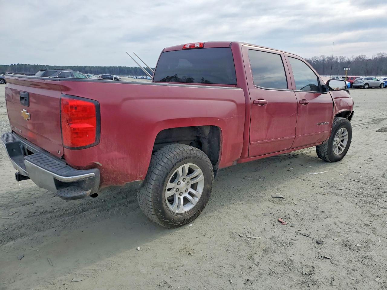 2018 CHEVROLET SILVERADO K1500 LT photo 5