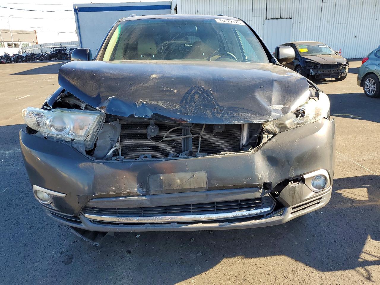 2013 TOYOTA HIGHLANDER LIMITED photo 9