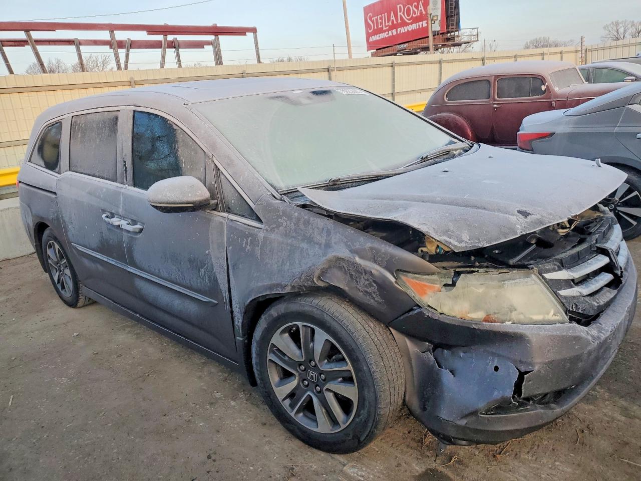 2014 HONDA ODYSSEY TOURING photo 4