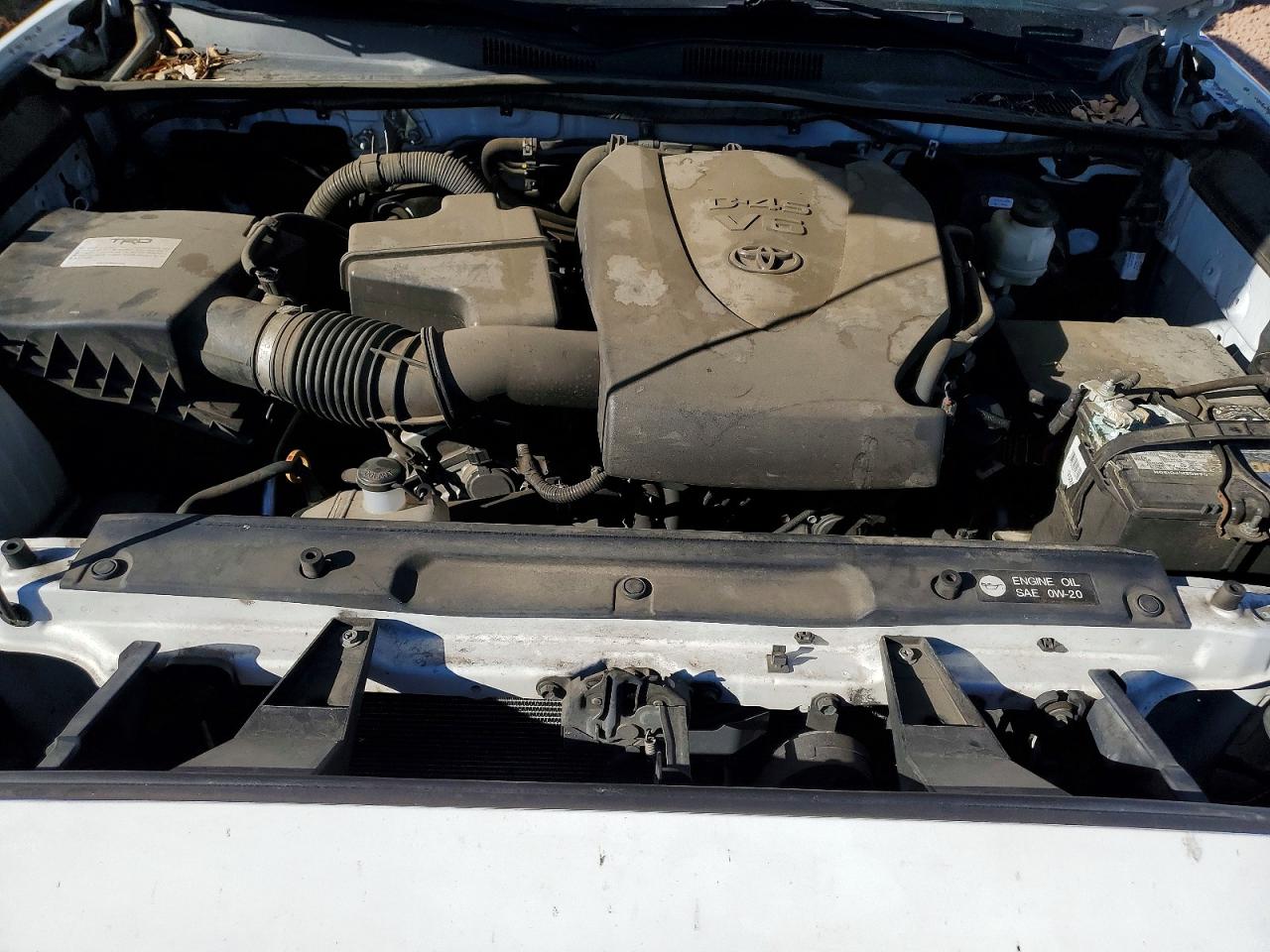 2017 TOYOTA TACOMA photo 21