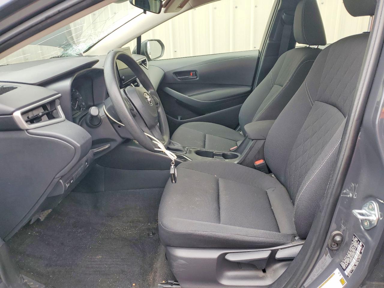 2024 TOYOTA COROLLA LE photo 7