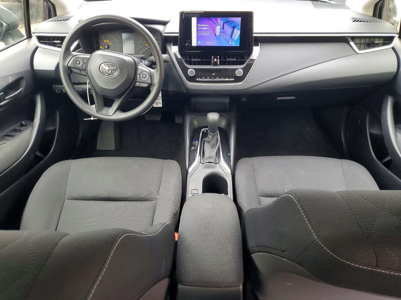 2024 TOYOTA COROLLA LE photo 8