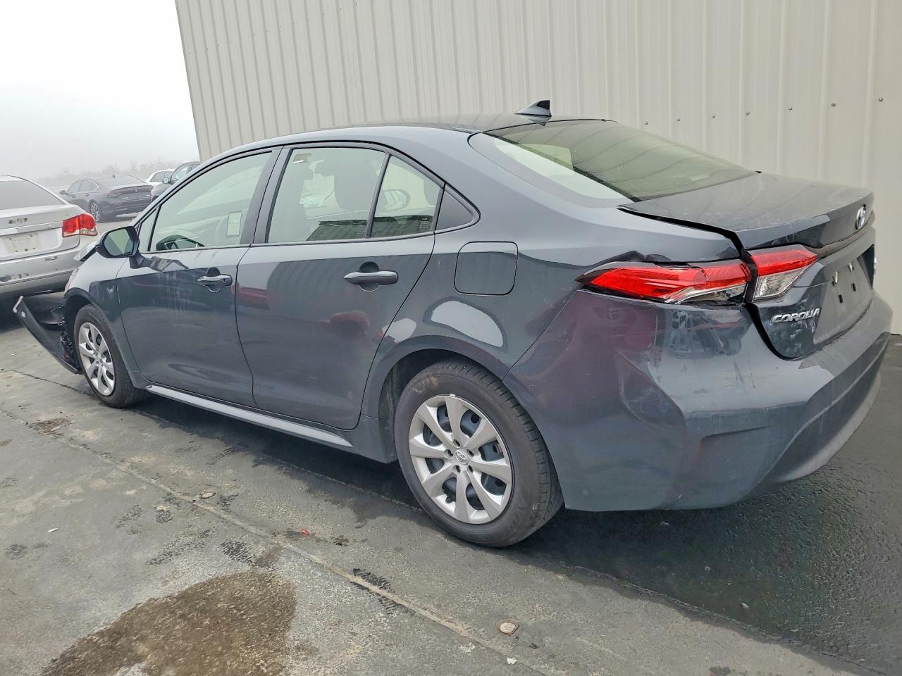 2024 TOYOTA COROLLA LE photo 2