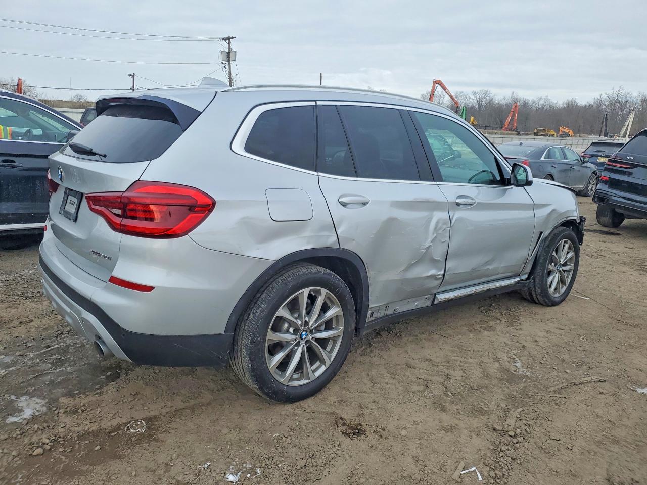 2019 BMW X3 XDRIVE30I photo 3