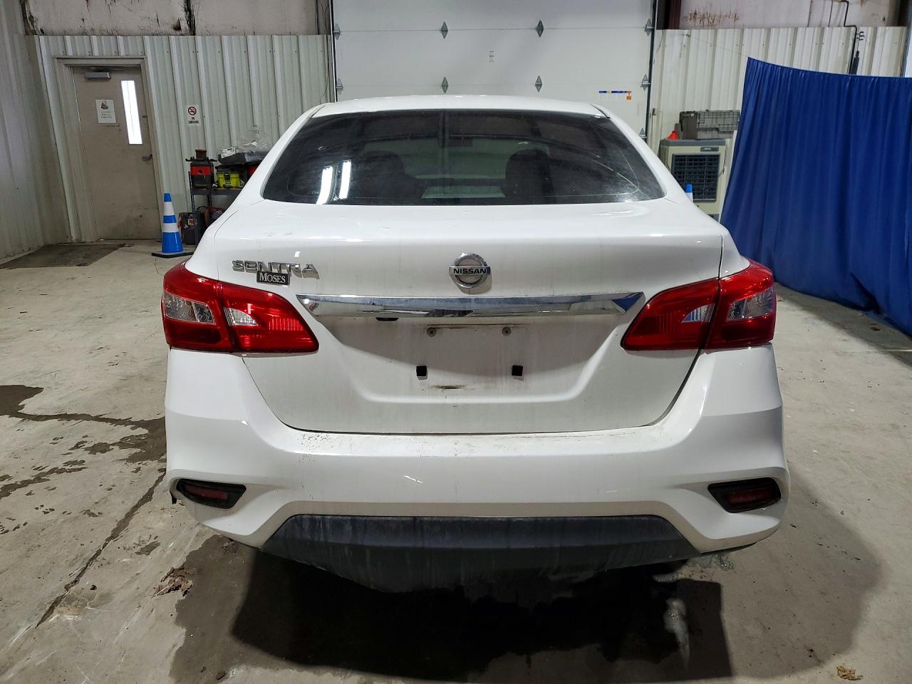 2018 NISSAN SENTRA S photo 6