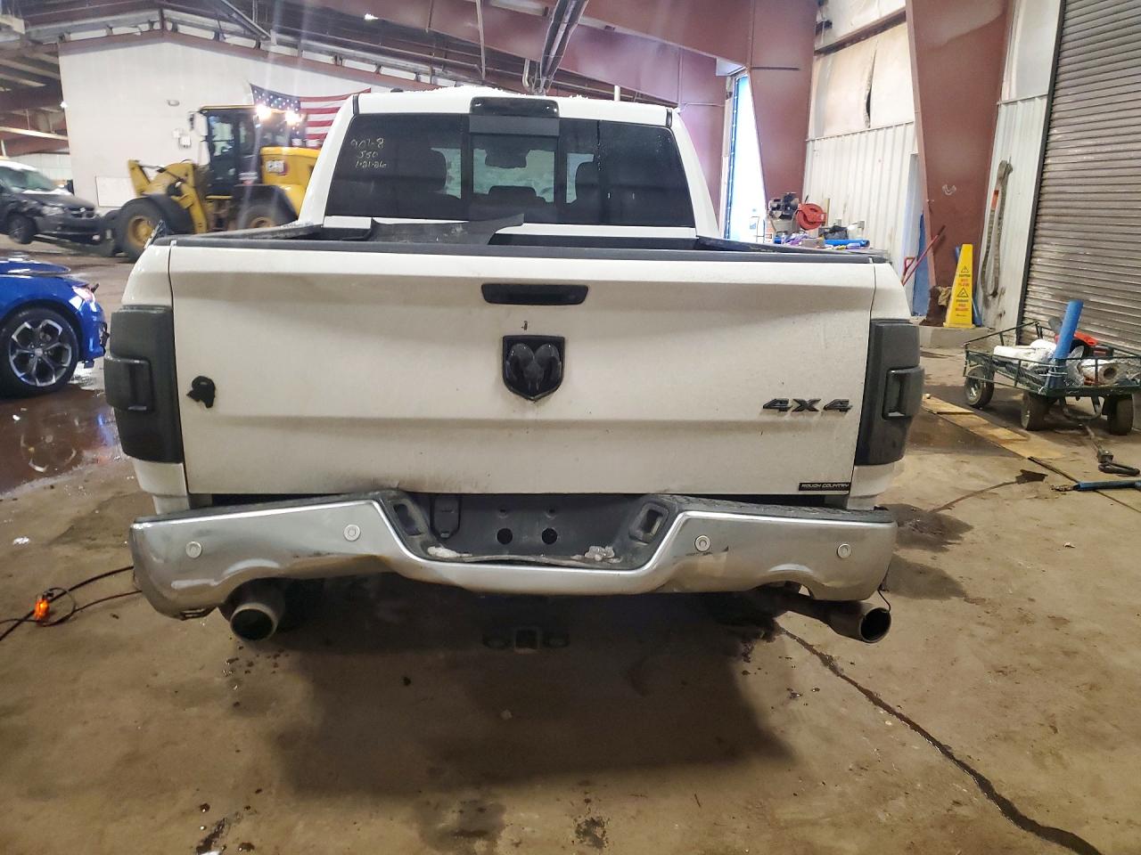 2017 RAM 1500 SLT photo 11